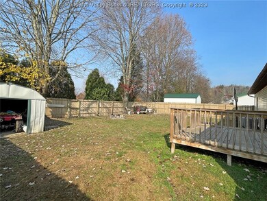 130 Timberlake Cir, Scott Depot, WV 25560 - photo 4