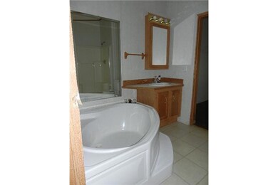 Master Bath/Spa.