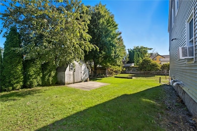 39 Fallon Ave, Providence, RI 02908 - photo 7