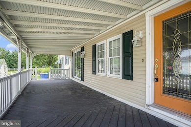 220 Horseshoe Dr, Garnet Valley, PA 19060 - photo 2