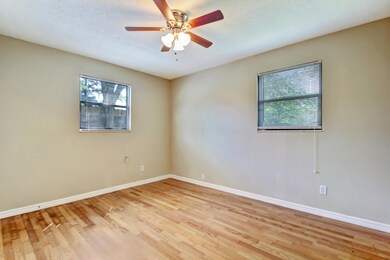 6642 Lucente Dr, Jacksonville, FL 32210 - photo 5