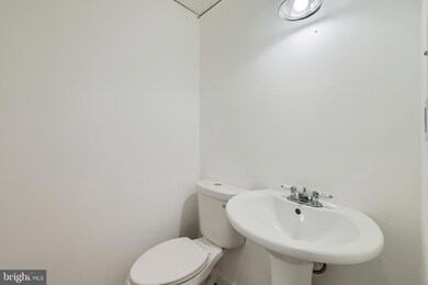 17 S Carrollton Ave, Baltimore, MD 21223 - photo 6