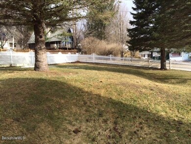 2 Cross St, Adams, MA 01220 - photo 5