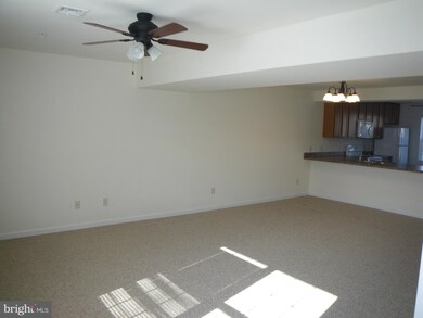 461 Lantern Ln, Chambersburg, PA 17201 - photo 4