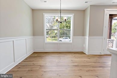 414 E 7th Ave, Ranson, WV 25438 - photo 5