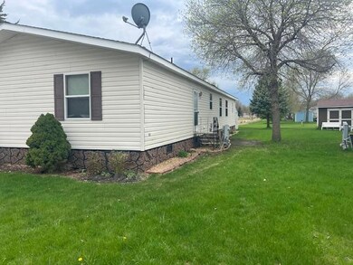 804 W Shakespeare Ave, Mankato, MN 56001 - photo 4