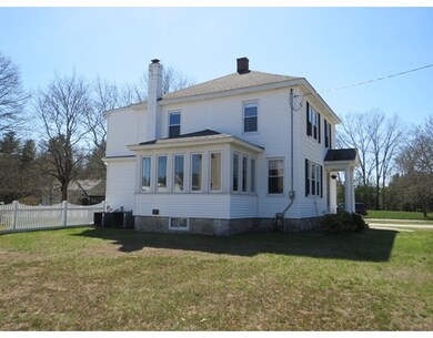 141 Hampshire Rd, Methuen, MA 01844 - photo 3