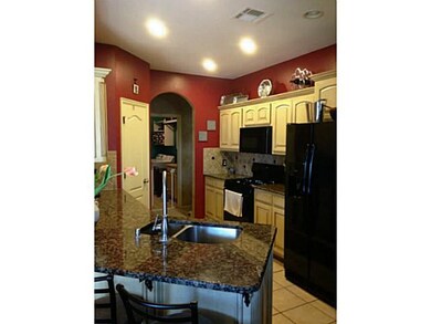Kitchen. Remodeled kitchen with 3 cm granite count