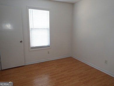 5119 Fairforest Dr, Stone Mountain, GA 30088 - photo 4