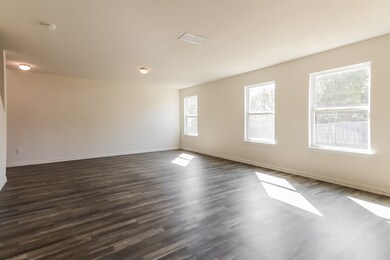 1610 Linda Dr, Sherman, TX 75090 - photo 4