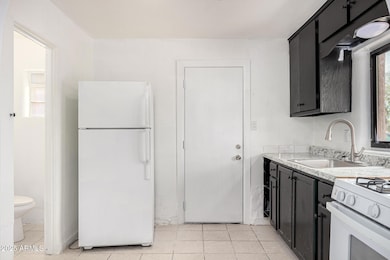 9047 N 11th St, Phoenix, AZ 85020 - photo 6