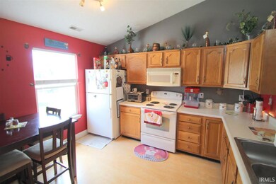 412 Stockbridge Ln, Lafayette, IN 47909 - photo 6