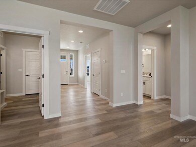 18249 N Treeline Ave, Nampa, ID 83687 - photo 3