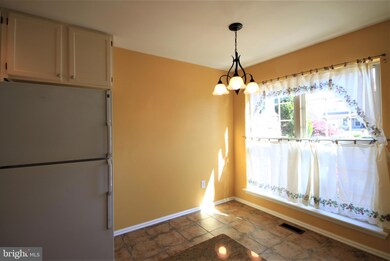 108 Suffield Ct, Chalfont, PA 18914 - photo 6