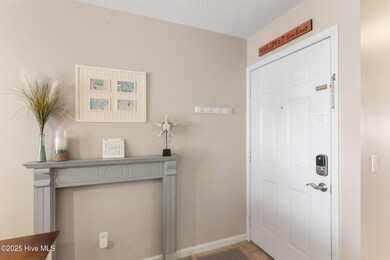 1505carolinabeachn_2f_00005
