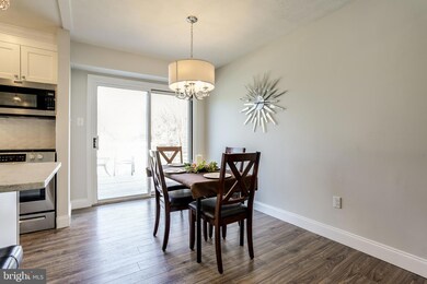 6818 Littlewood Ct, Sykesville, MD 21784 - photo 7