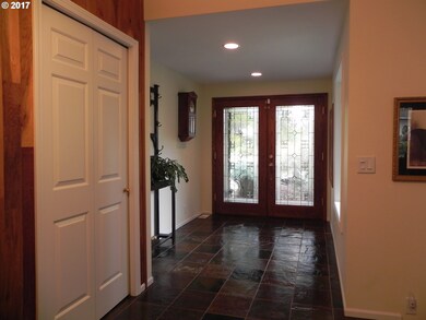 Entrance/Foyer