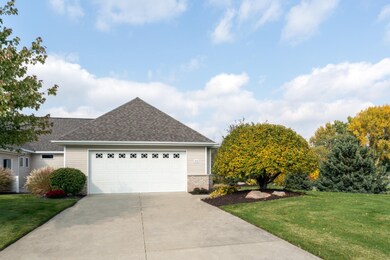 2020_2631_Village_Circle_Ct-9640-