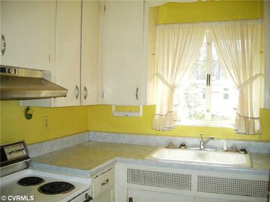 Kitchen - Cute kitchen view