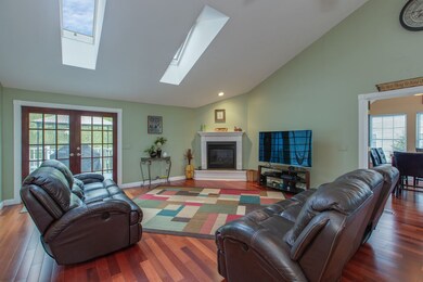 27 G h Carter Dr, Danville, NH 03819 - photo 5