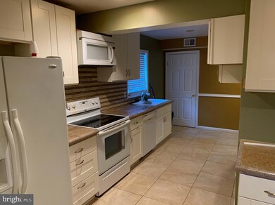 5123 A St SE, Washington, DC 20019 - photo 6