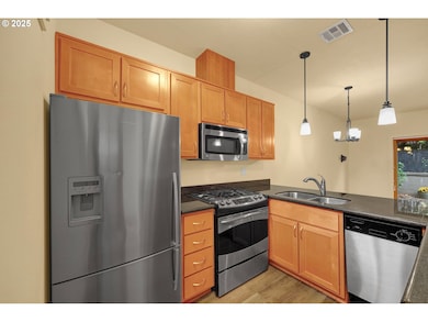 1585 Farm House Dr, Eugene, OR 97401 - photo 7