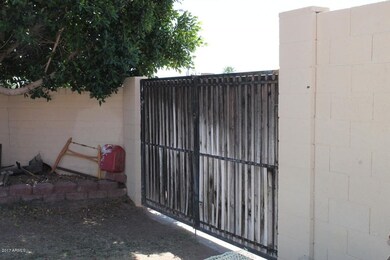 5803 E Ellis St, Mesa, AZ 85205 - photo 4