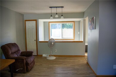 4199 Timber Ln, Des Moines, IA 50317 - photo 4