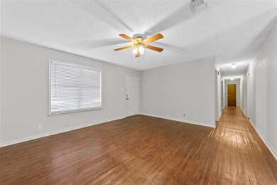 156 Cross Creek Ln, Denison, TX 75021 - photo 4