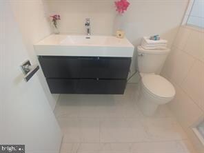 2256 Dickinson St unit A, Philadelphia, PA 19146 - photo 7