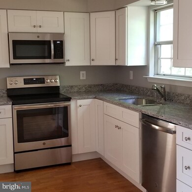 9300 Gwynndale Ct, Clinton, MD 20735 - photo 5