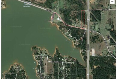Blocks away from lake with boat access and fishing