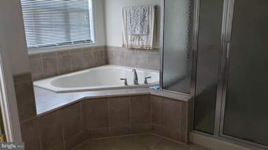 17 Banner Spring Cir, Stafford, VA 22554 - photo 7