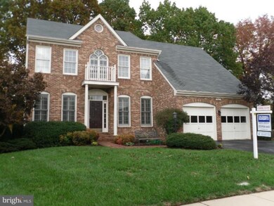 4911 Fox Creek Ct, Chantilly, VA 20151 - photo 7