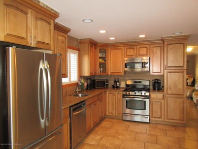 11 Crabtree Ave, Staten Island, NY 10309 - photo 6