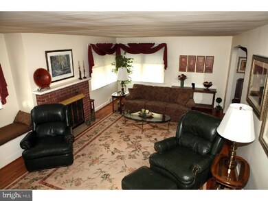 336 E Walnut St, Reading, PA 19607 - photo 4