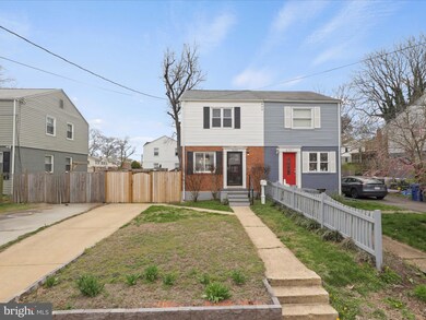 5655 Fenwick Dr, Alexandria, VA 22303 - photo 2