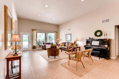 1910 E Joy Ranch Rd Great Room