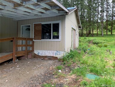 2394 Hunt St, Raymond, WA 98577 - photo 2