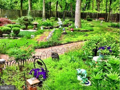 6621 Saint Mark Ct, Alexandria, VA 22306 - photo 4