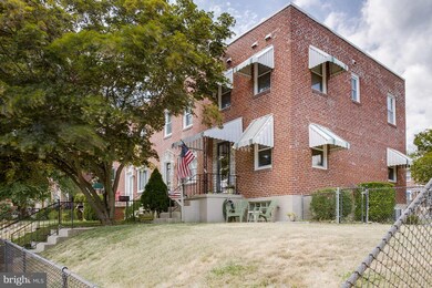 8626 Oak Rd, Parkville, MD 21234 - photo 7