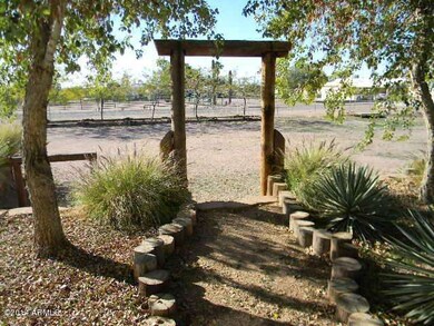 Front Walkway 1