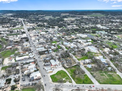 115 Pecan St, Boerne, TX 78006 - photo 4