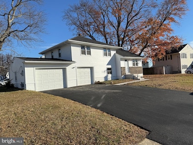 13 Center Cir, Wilmington, DE 19808 - photo 3