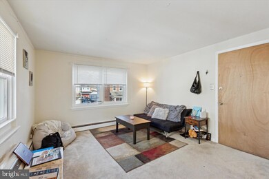 32 W 3rd St, Lansdale, PA 19446 - photo 4