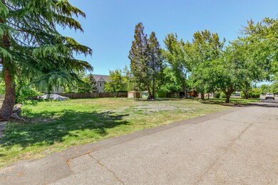 2924 E McAndrews Rd, Medford, OR 97504 - photo 5