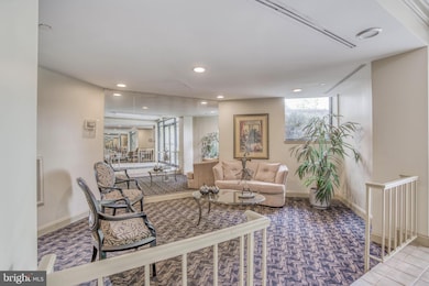 3011 Fallstaff Rd unit 608A, Baltimore, MD 21209 - photo 5