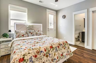 3108 Baer St, Houston, TX 77020 - photo 2