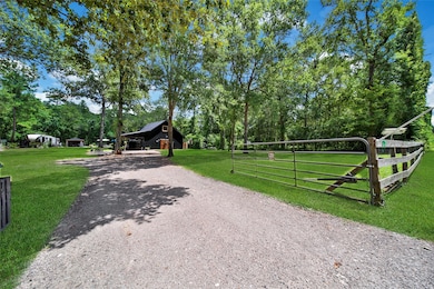 7273 Forest Hills Dr, Montgomery, TX 77316 - photo 2