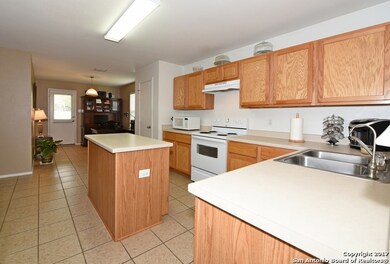 24723 Maple Crest, San Antonio, TX 78261 - photo 6